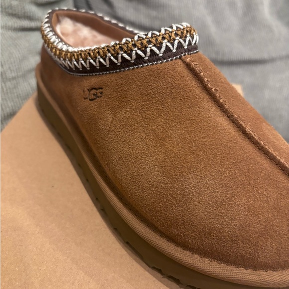 UGG Shoes - Brand new women’s Tasman Uggs size 6 chestnut. In original box and packa…